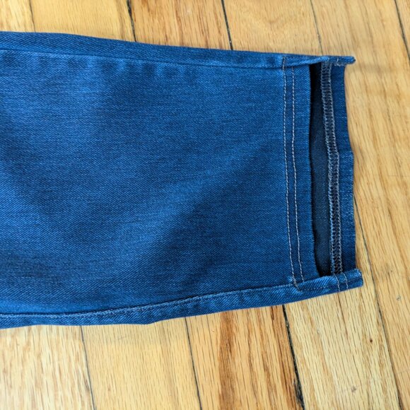 Halara Magic High Waisted Button Zipper Multiple Pockets Straight Leg Jeans - Picture 7 of 12